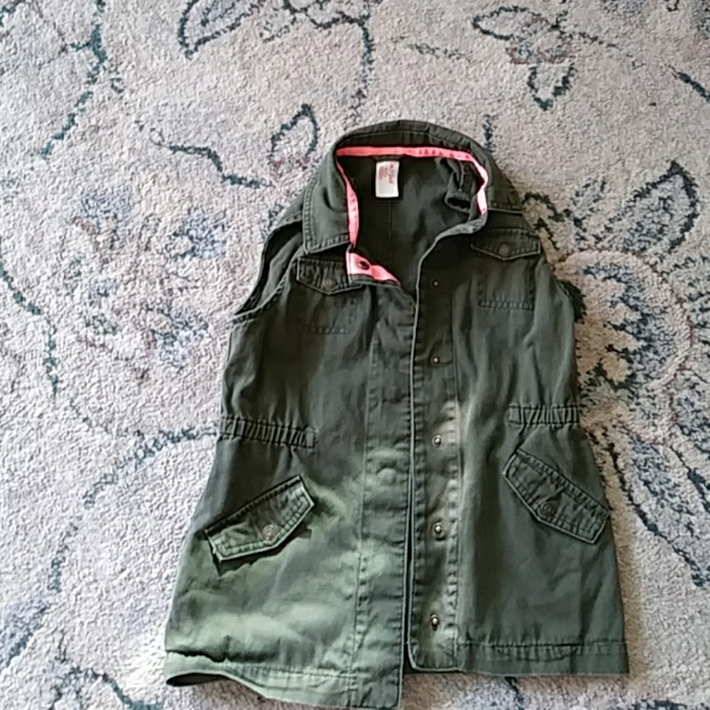 Girls vest